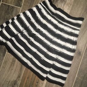 Girls black and white skirt